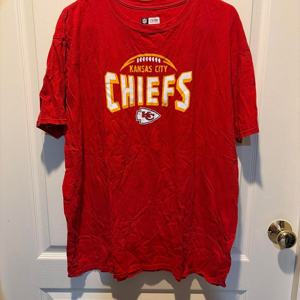 Nfl Men's Red T-shirt